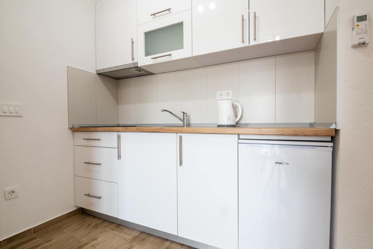 Apartments Glorija 네움 외부 사진